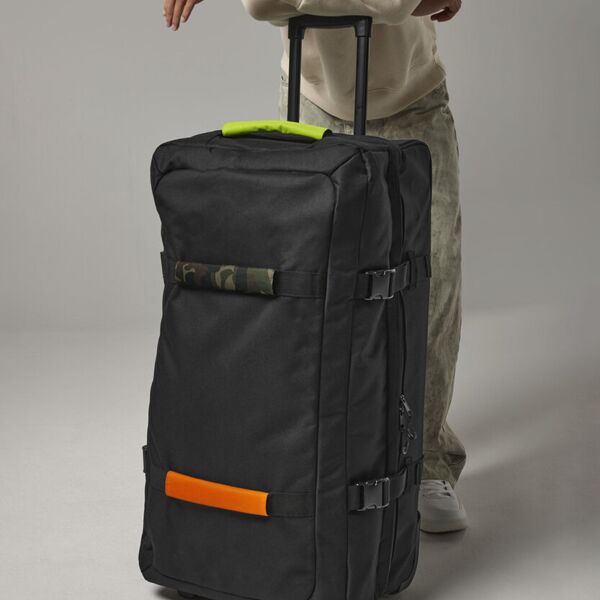 Escape handle wrap Thumbnail